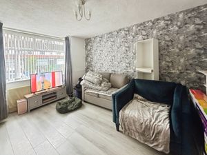 Lounge- click for photo gallery